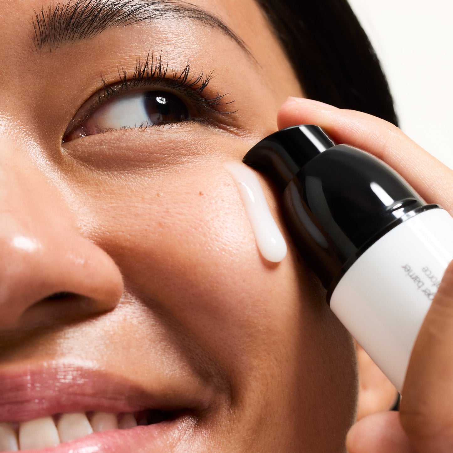 ectoin-hydro-barrier-serum-s6 Ectoin-Globals_Texture-bottle.jpg